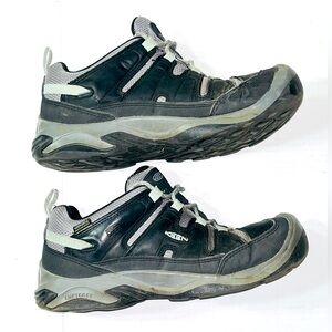 Keen Circadia Vent Hiking Boots Women’s 9.5 Black Waterproof Granola Girl Gorp‎